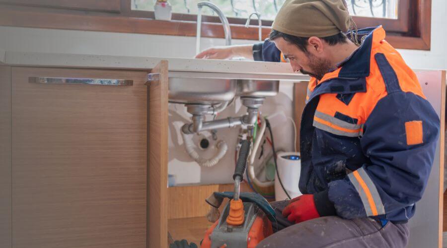 Professional same day plumber in Russell, IL